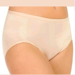 Vanity fair body cares 13137 Hi cut panty 9/ 2XL